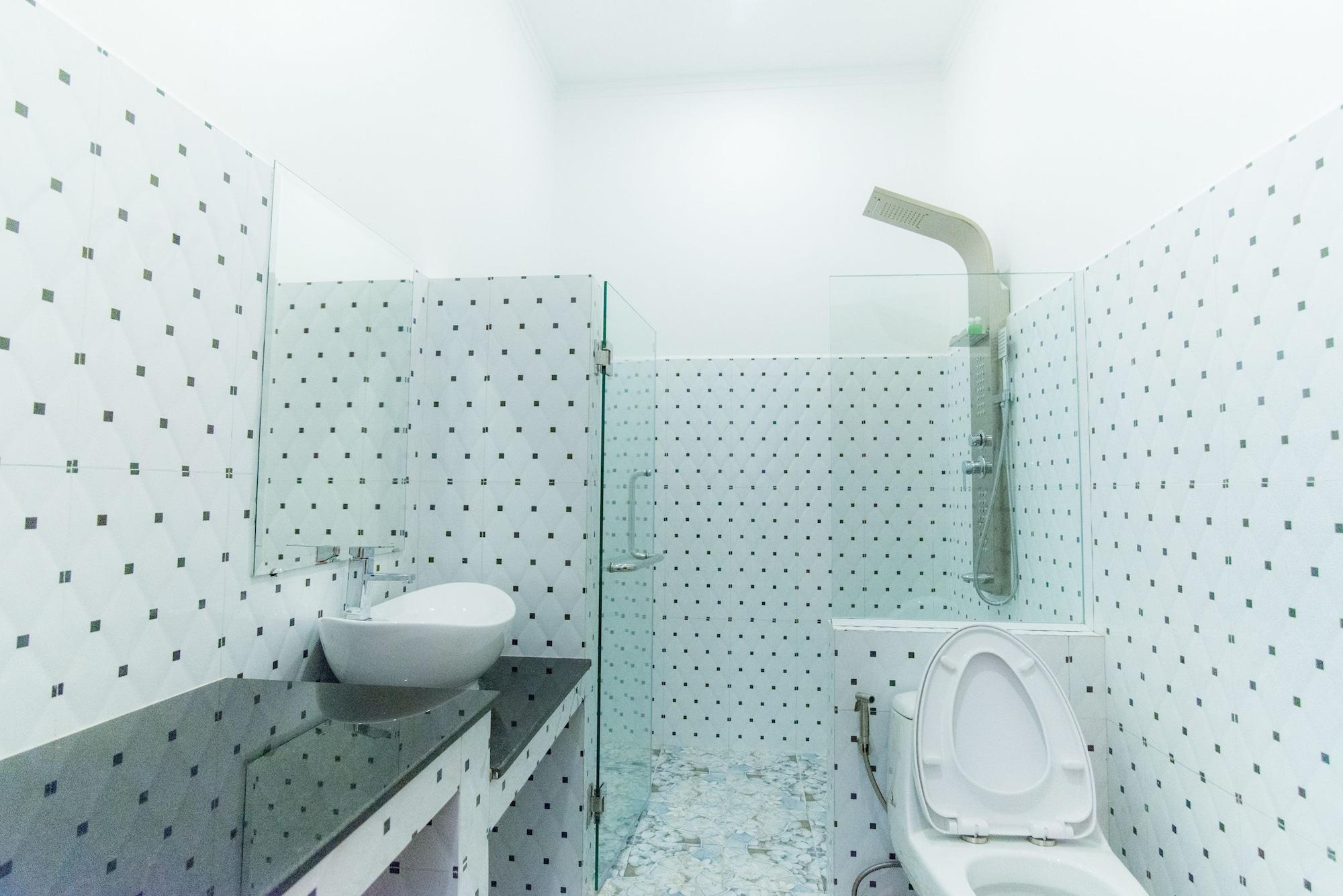 Casa Estudio de 8 m² con 19 baños de uso privado, en Sala Kamreuk Ciudad de Siem Riep Exterior foto