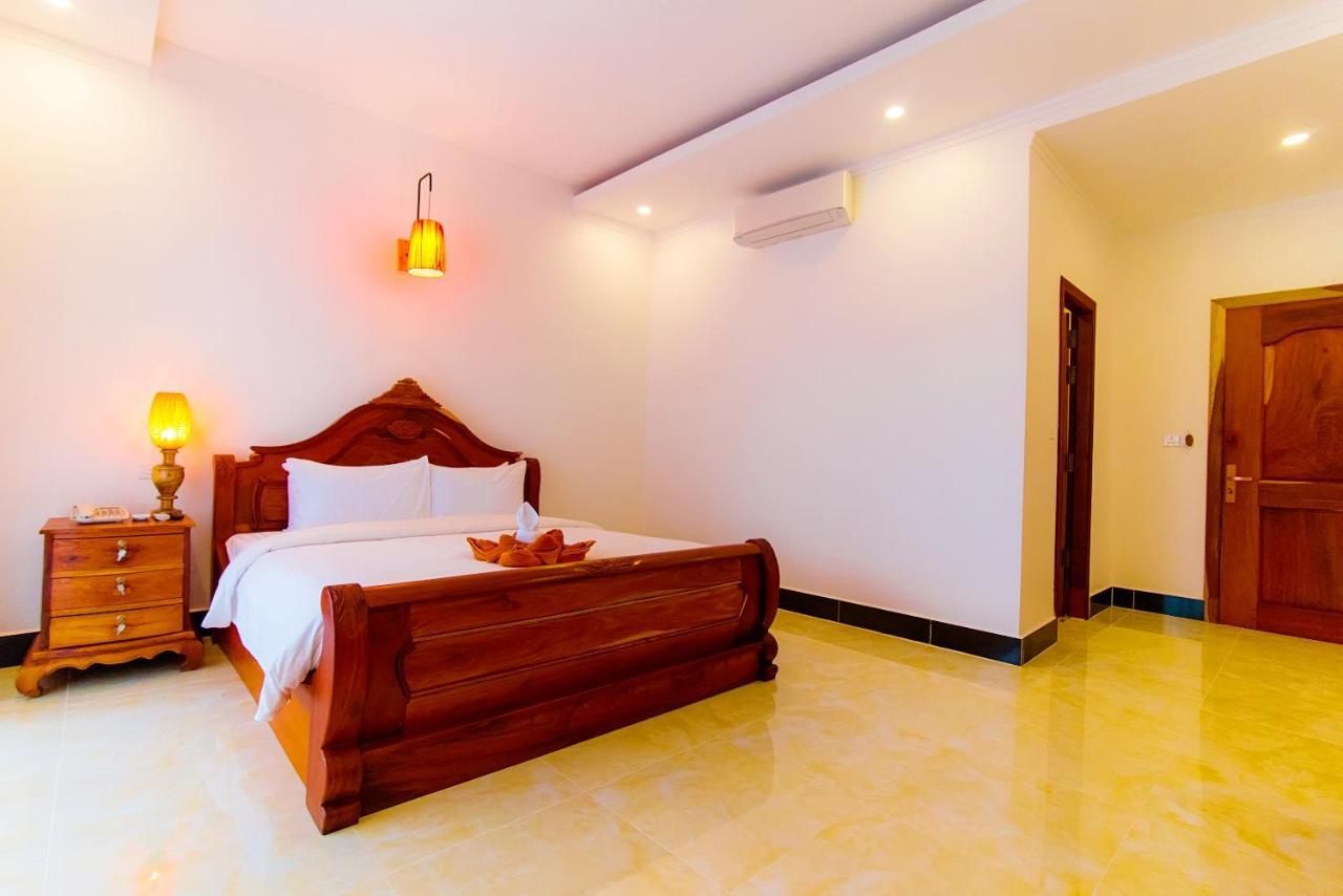 Casa Estudio de 8 m² con 19 baños de uso privado, en Sala Kamreuk Ciudad de Siem Riep Exterior foto